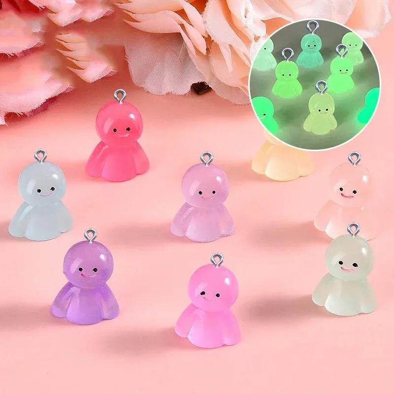 10Pcs Glow In Dark Cartoon Dol - Resin Crafts Diy recension och pris